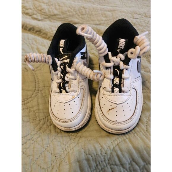 Baby Nike Shoes - Picture 4 of 7